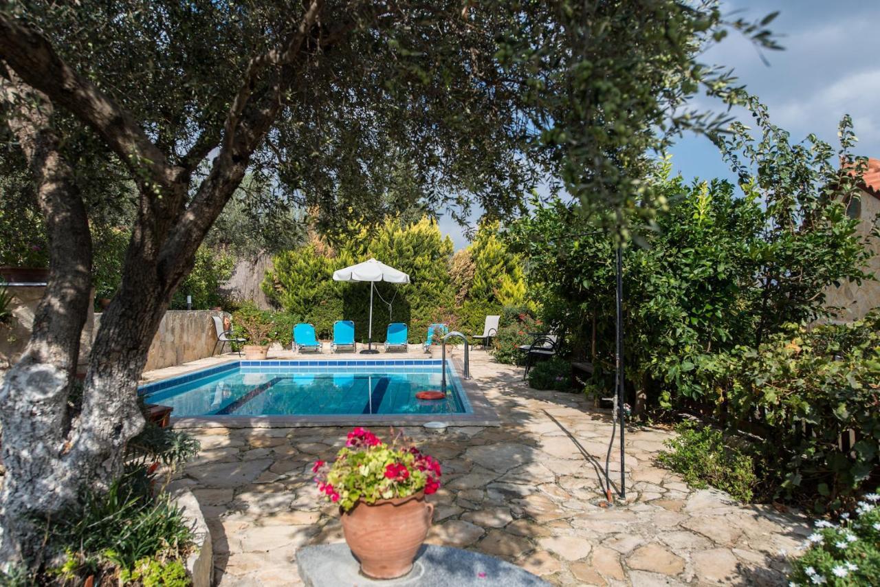 Villa Toula With Pool Nr Armeni Crete Makhairoi Exterior photo