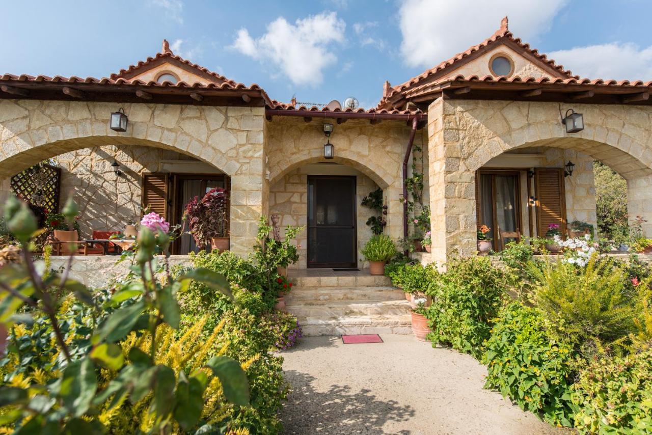 Villa Toula With Pool Nr Armeni Crete Makhairoi Exterior photo